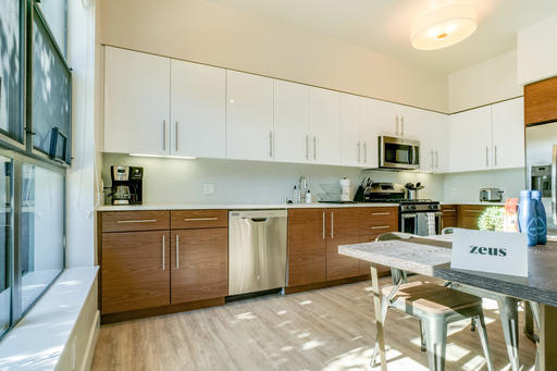 $6810 2 Redwood City, San Mateo (Peninsula) $6810 2 Redwood City, San Mateo (Peninsula)